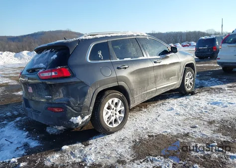 2016 Jeep Cherokee Latitude from USA, damaged, VIN 1C4PJMCS1GW145782